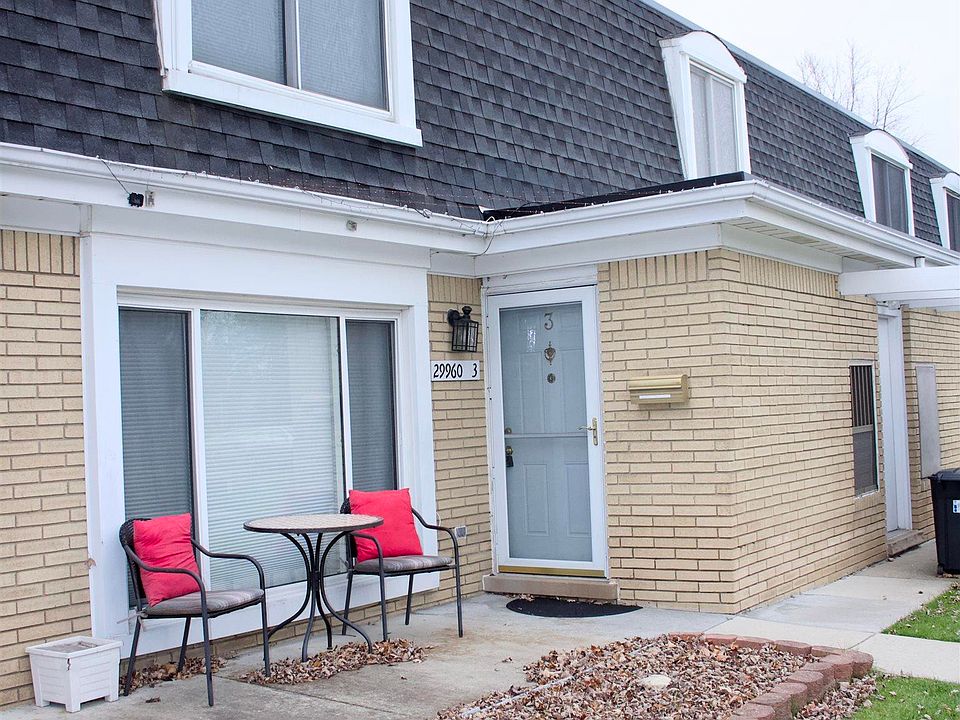 1st image of 29960 City Center Dr APT 3