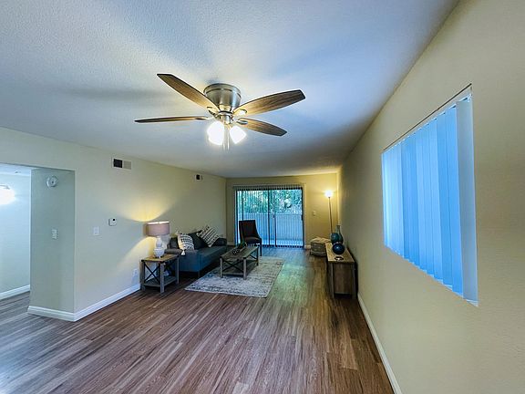 4th image of 5637 Hazeltine Ave