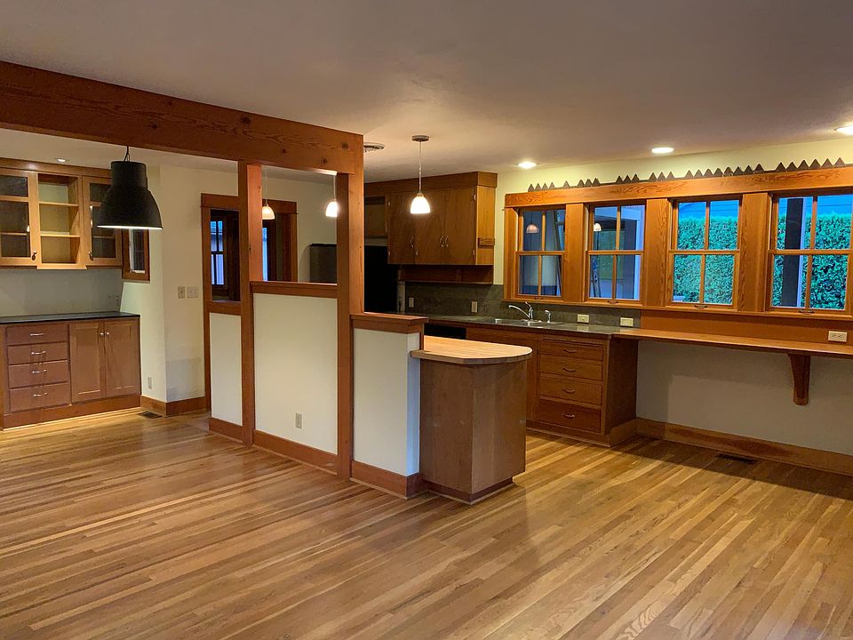 Main room & kitchen.