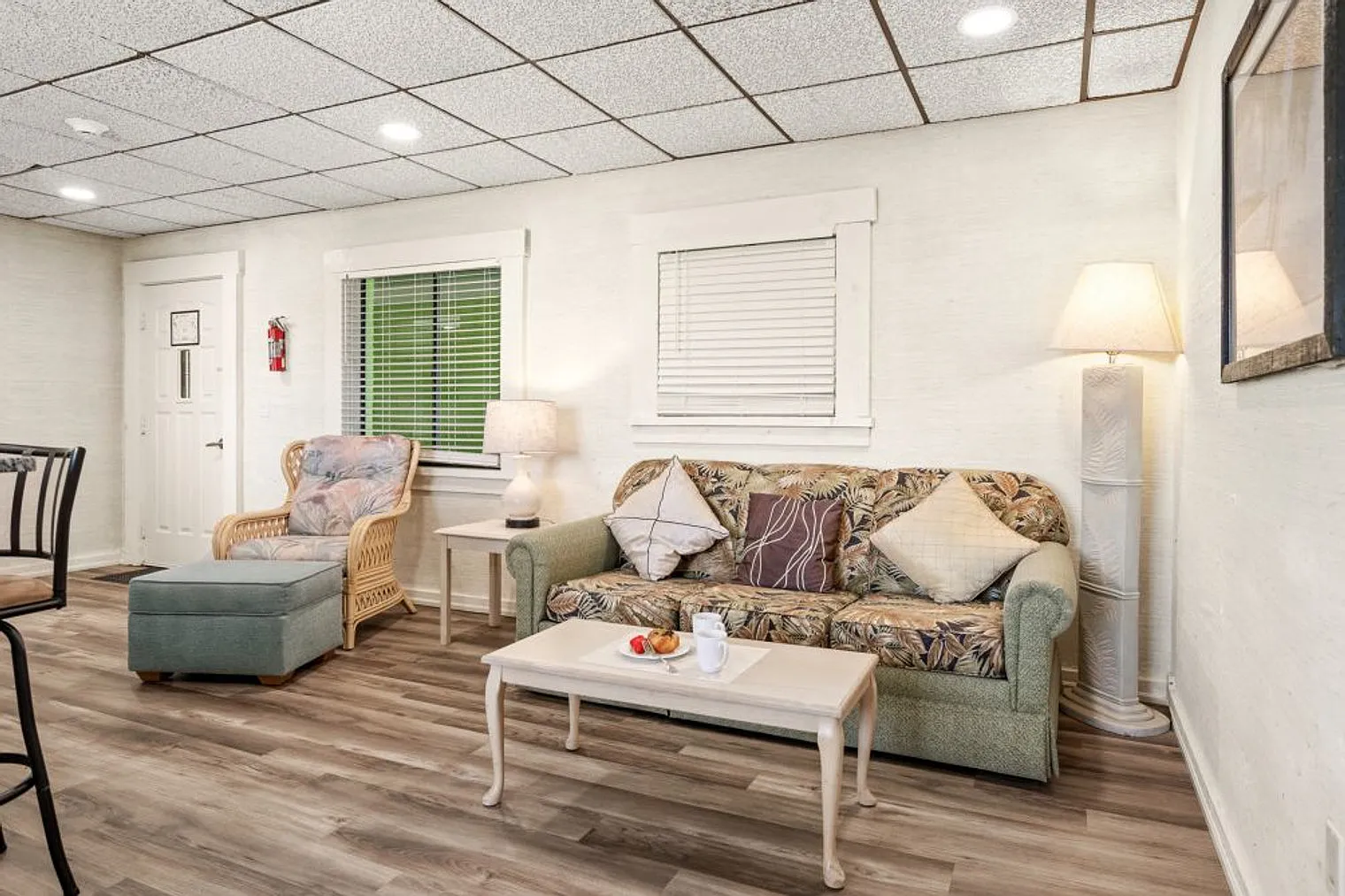 2 bed, 2.0 bath, 1345 sqft, $3,894 — Photo 1