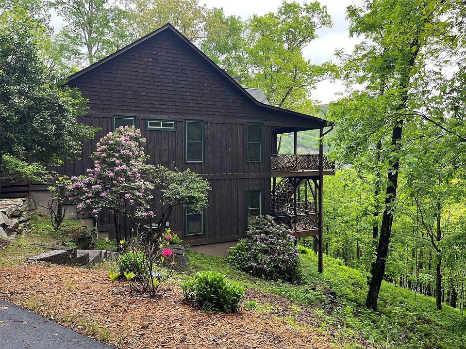 1st image of 1848 Trays Island Road