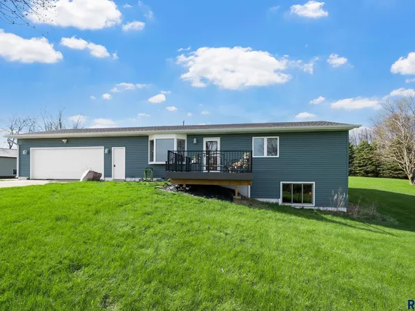 26449 487th Ave, Valley Springs, SD 57068