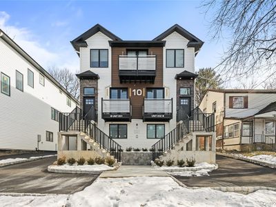 10 Memorial Park #101, Spring Valley, NY, 10977
