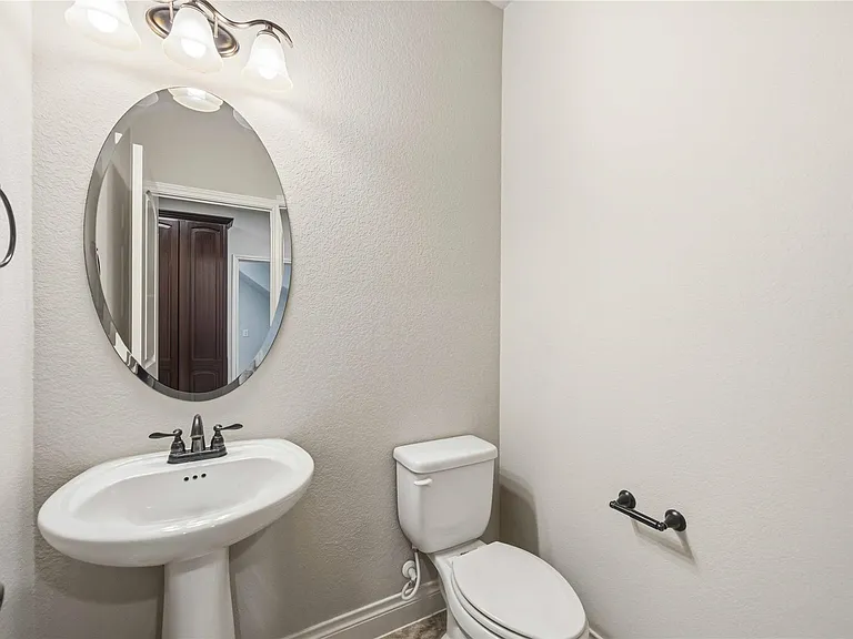 27707 Lodgemist Ct — Photo 16