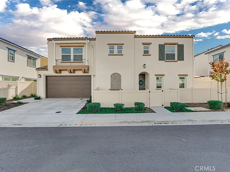 31969 Monet Pl — Photo 1