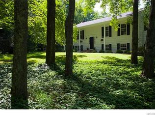 10 Cartway Ln W, Bedford, NY 10506