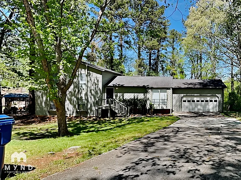 276 Grist Mill Ln — Photo 1