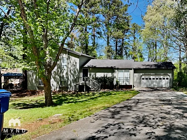 276 Grist Mill Ln, Lawrenceville, GA 30046