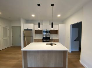 105 Howe St #6, New Haven, CT 06511