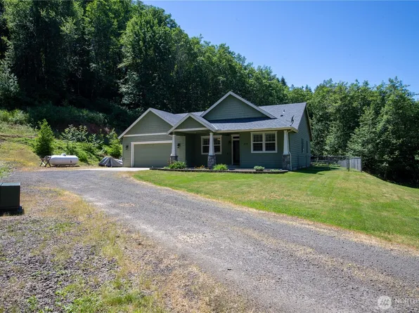 272 Trout Lakes Road, Castle Rock, WA 98611