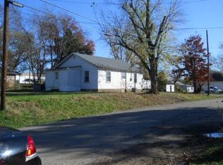 1044 Rr 1, Winona, MO 65588