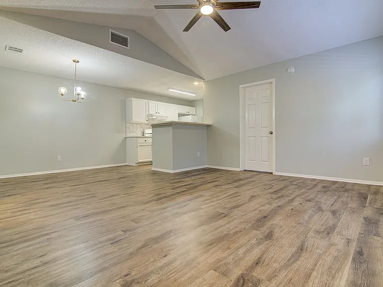 8200 W Gate Blvd — Photo 3