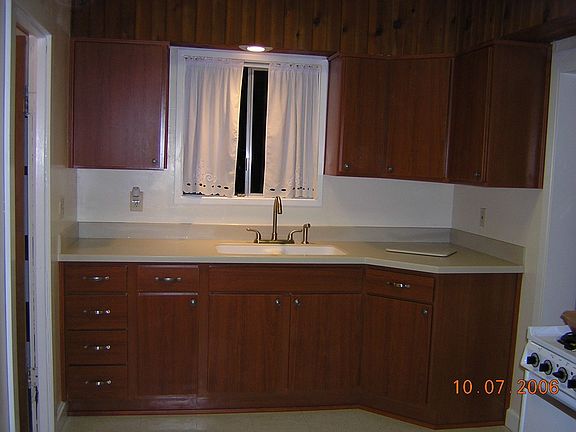 New Cabinets and Corian Fall 2006