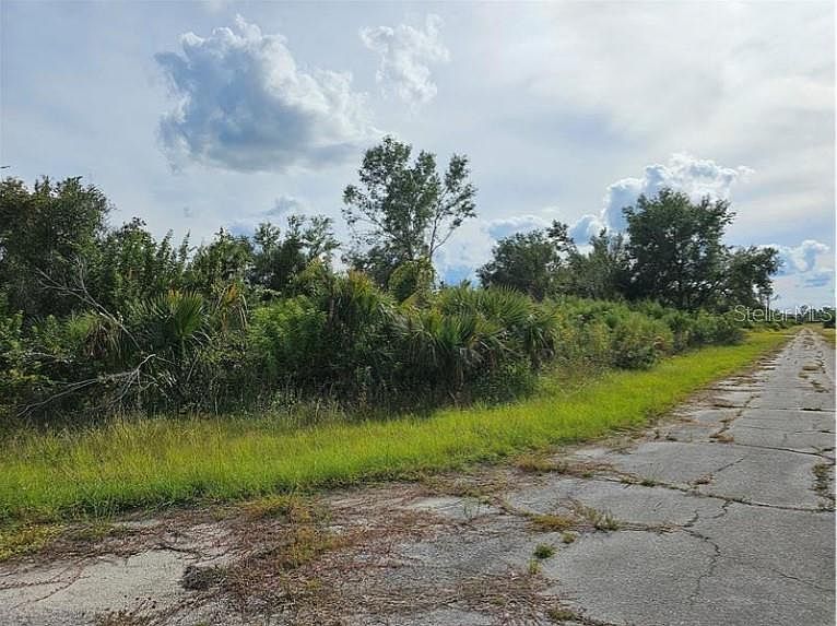 2nd image of Lot 1 HINSHAW AVENUE LOT 1