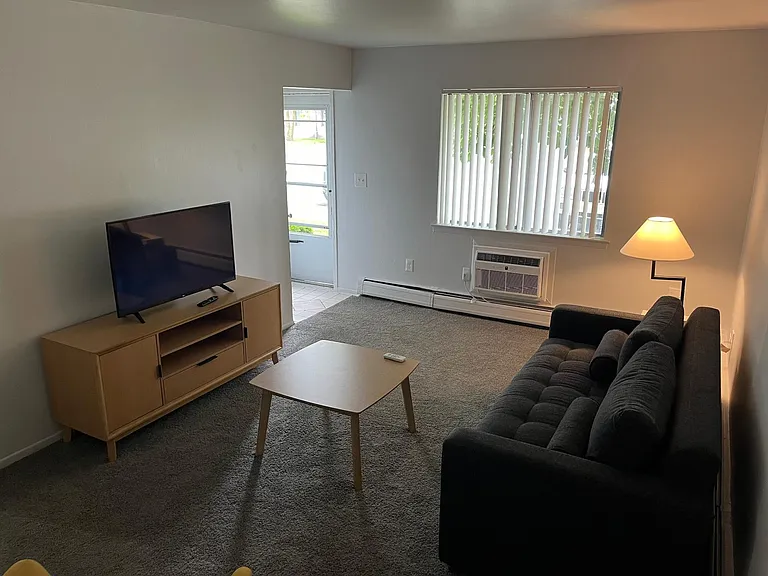 San Dee Townhomes — Photo 23
