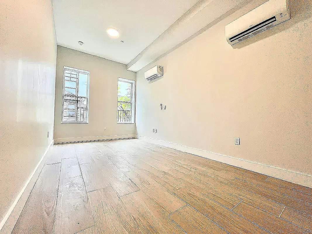 222 East 53rd Street — Photo 3
