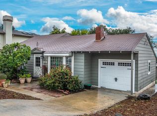 725 Airport Rd, Monterey, CA 93940