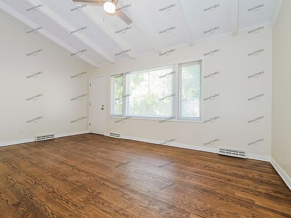 5th image of 4608 S Willis Ave