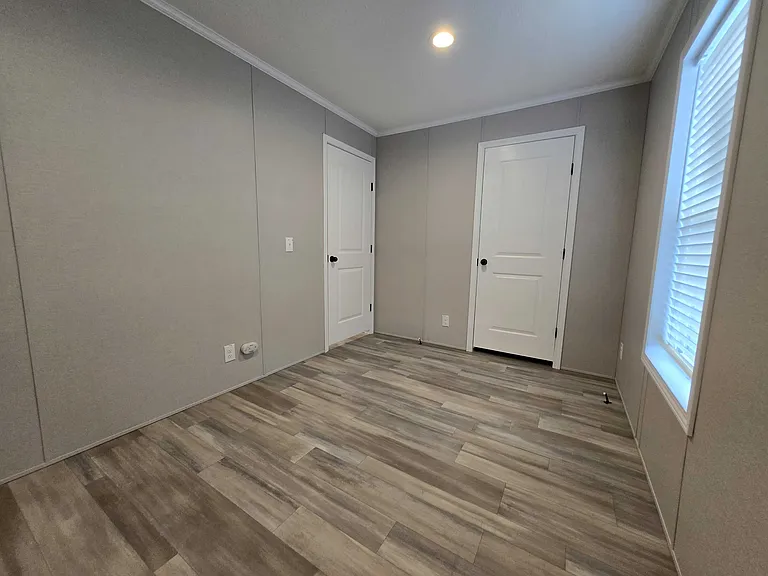 29800 Guilford Cir #460 — Photo 25