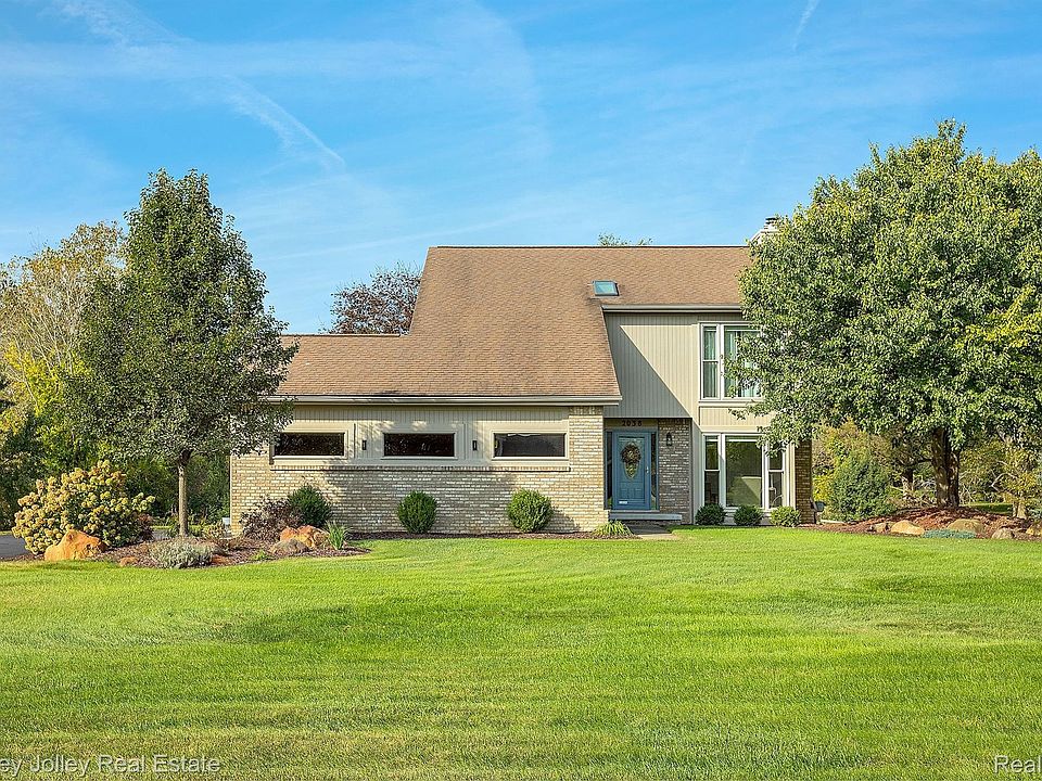 1st image of 2038 Cumberland Dr