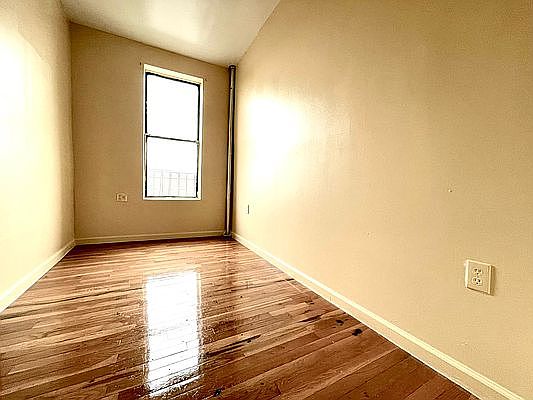 4th image of 501 W 169th St APT 5C