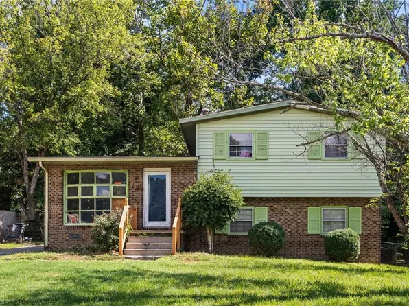 4211 Whippoorwill Dr, Greensboro, NC 27407