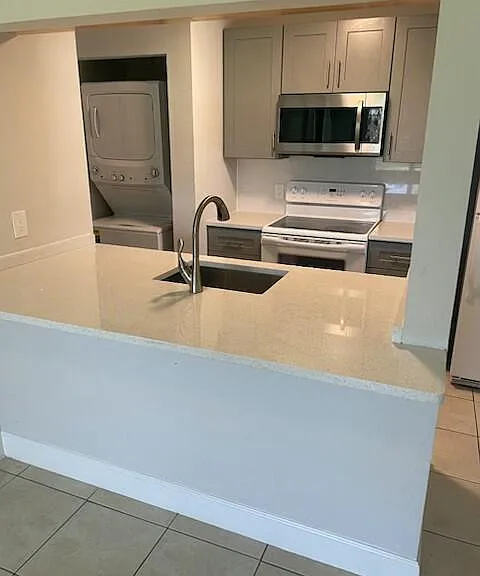 6537 SE Federal Hwy #102 — Photo 5