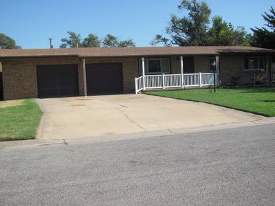 316 E Avenue A, South Hutchinson, KS, 67505