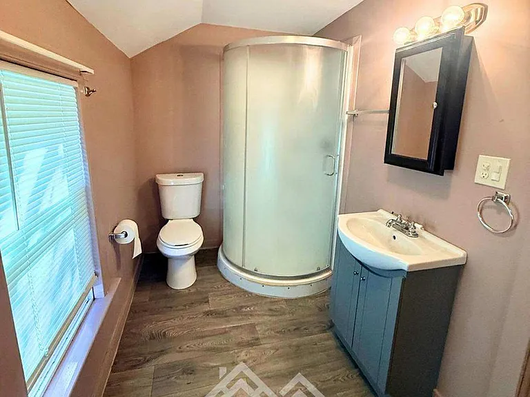 1029 SW Woodward Ave — Photo 10