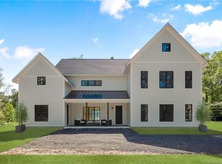 15 Fullin Ln, Wilton, CT 06897