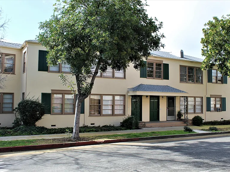 123 S Verdugo Rd — Photo 1