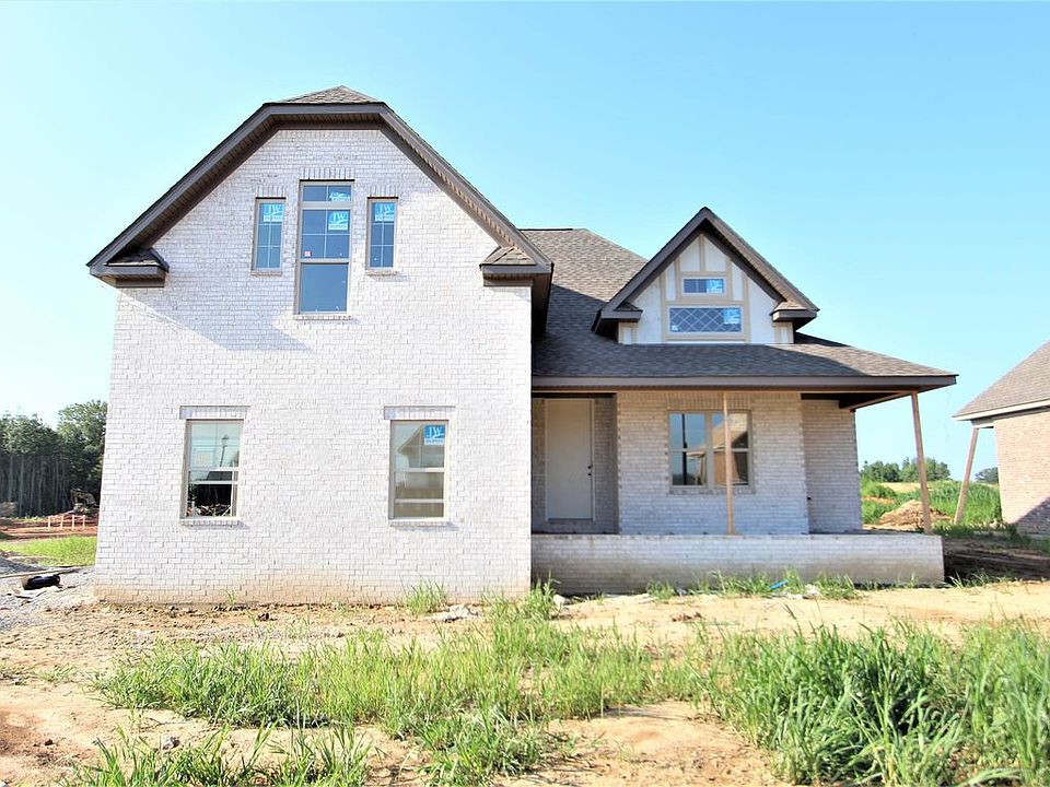 1st image of 40 Hereford Blvd #40