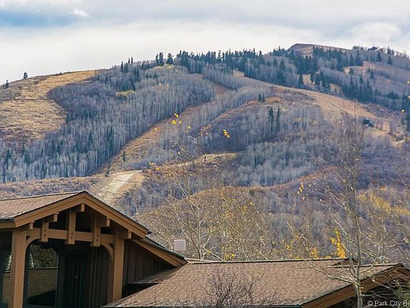 4th image of 2547 Aspen Springs Dr #25