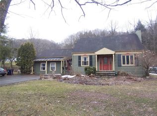 6788 Van Hyning Rd, Deansboro, NY 13328