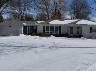 326 Willamor Rd, Albert Lea, MN 56007