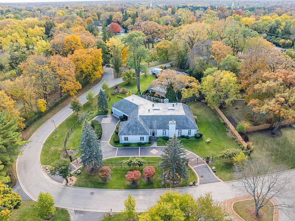 1st image of 550 King Muir Rd