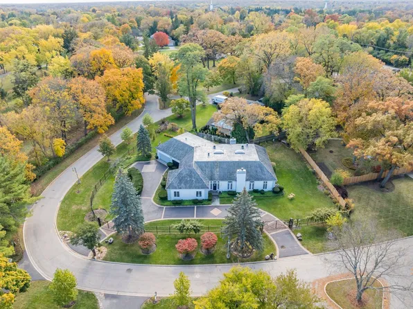 550 King Muir Rd, Lake Forest, IL 60045