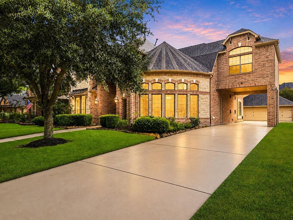 1st image of 28214 Churchill Ct