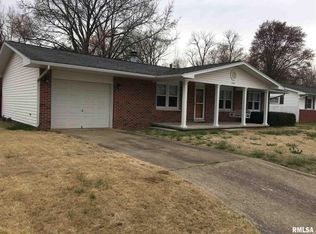 1243 N 16th St, Murphysboro, IL 62966