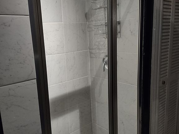 3rd image of 815 Church St Suite 1B