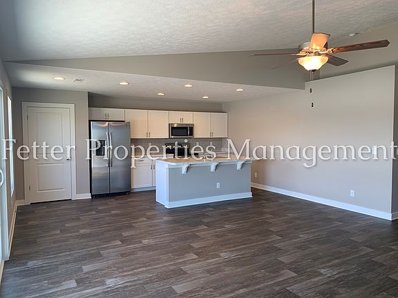3rd image of 9809 Massey Dr