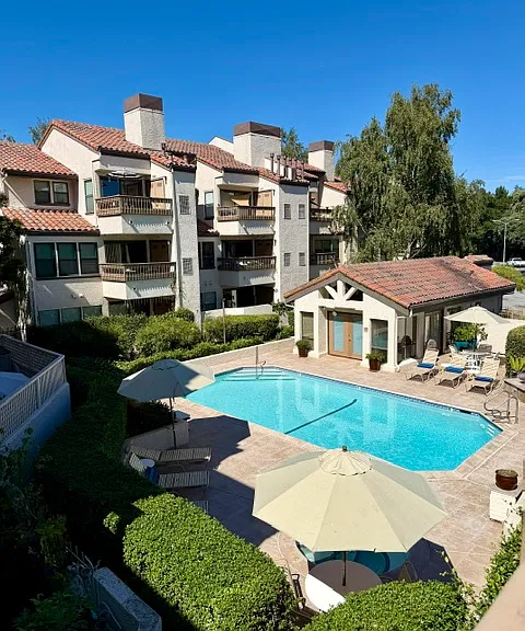 1422 S Villa Way — Photo 8