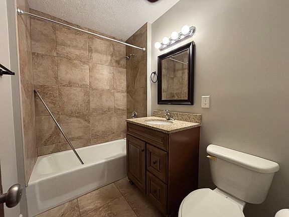 5th image of 8865-8871 Holmes Ave #4