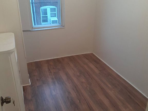 2nd image of 7008 Grays Ave