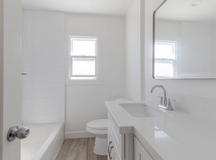 1604 S Bronson Ave #3, Los Angeles, CA 90019