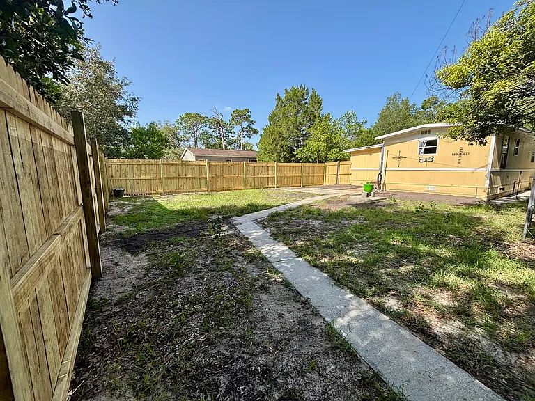 3384 Memory Ln — Photo 5
