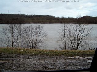 N A Ohio River Rd, West Columbia, WV 25287