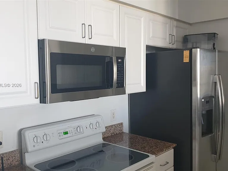 1155 Brickell Bay Dr #3007 — Photo 11