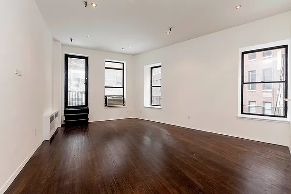 Rented by Mirador Real Estate | media 20