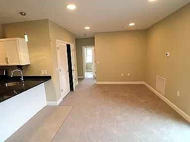 3rd image of 4 Mayflower Ave APT 205B